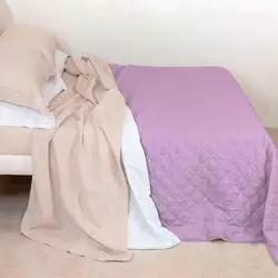 Un letto king size andrà bene in una stanza di 10x10